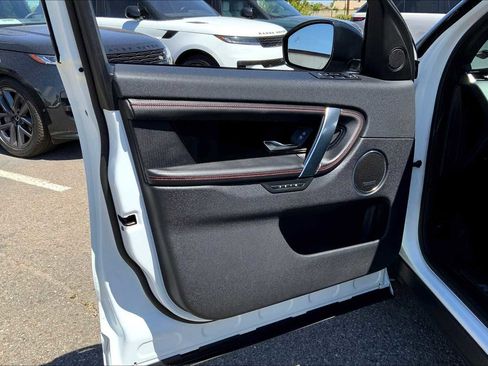 Certified 2022 Land Rover Discovery Sport SE R-Dynamic image 21