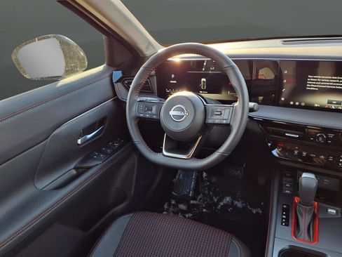 New 2026 Nissan Kicks SR w/ Cold Weather Package image 20