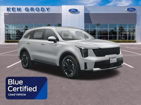 Used 2025 Kia Sorento S w/ Panoramic Sunroof Package FWD image 1