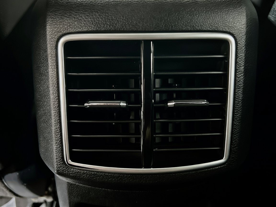 Used 2023 Kia Sportage EX FWD image 18