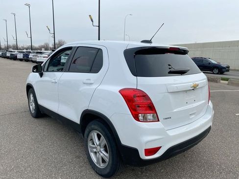 Used 2021 Chevrolet Trax LS w/ Tint and Cruise Package image 19