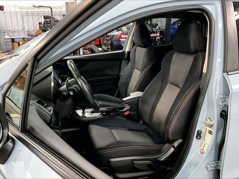 Used 2019 Subaru Crosstrek 2.0i Premium image 8