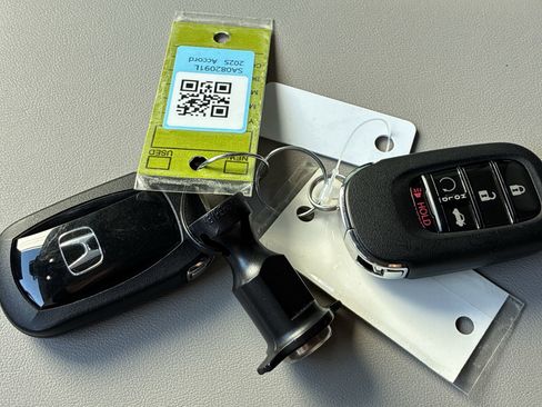 Certified 2025 Honda Accord LX image 35