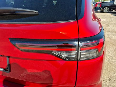 New 2026 Mitsubishi Outlander ES FWD image 11