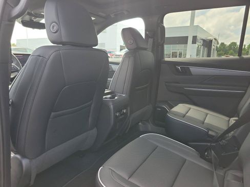 New 2027 Buick Enclave Sport Touring w/ Power Package AWD/4WD image 15