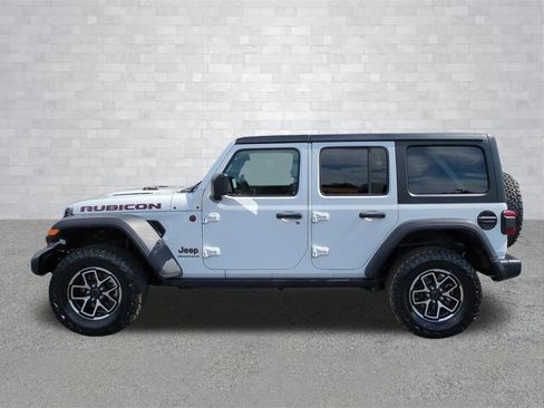 Used 2024 Jeep Wrangler Unlimited Rubicon image 7