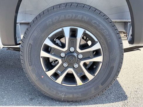 New 2026 RAM ProMaster 2500 w/ Quick Order Package 22G SLT image 26