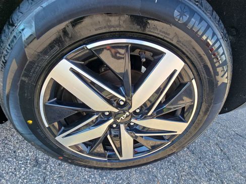 Used 2022 Kia Sorento S w/ Panoramic Sunroof Package FWD image 36