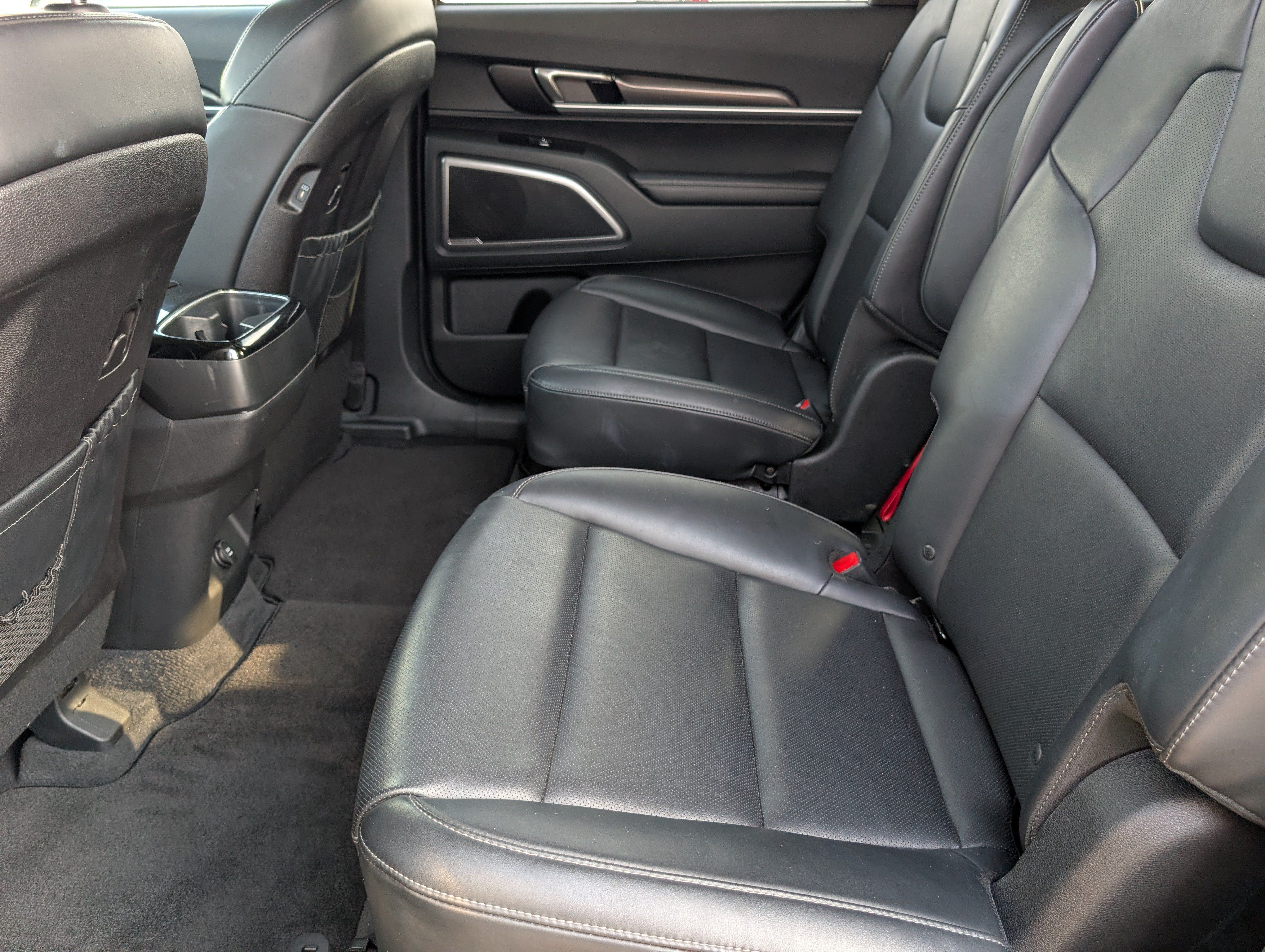 Used 2025 Kia Telluride S AWD/4WD image 14