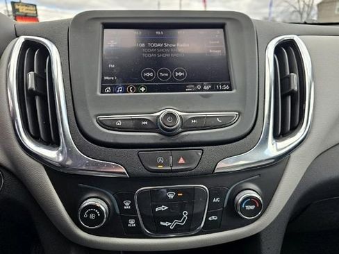 Used 2023 Chevrolet Equinox LT image 21