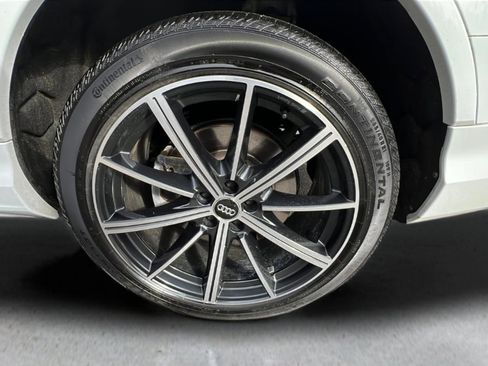 Used 2020 Audi Q7 3.0T Premium Plus w/ Premium Plus Package image 23