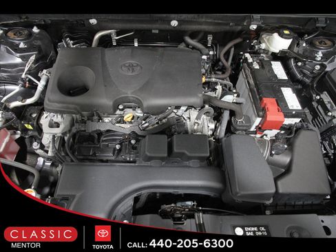 Certified 2024 Toyota RAV4 XLE AWD/4WD image 21