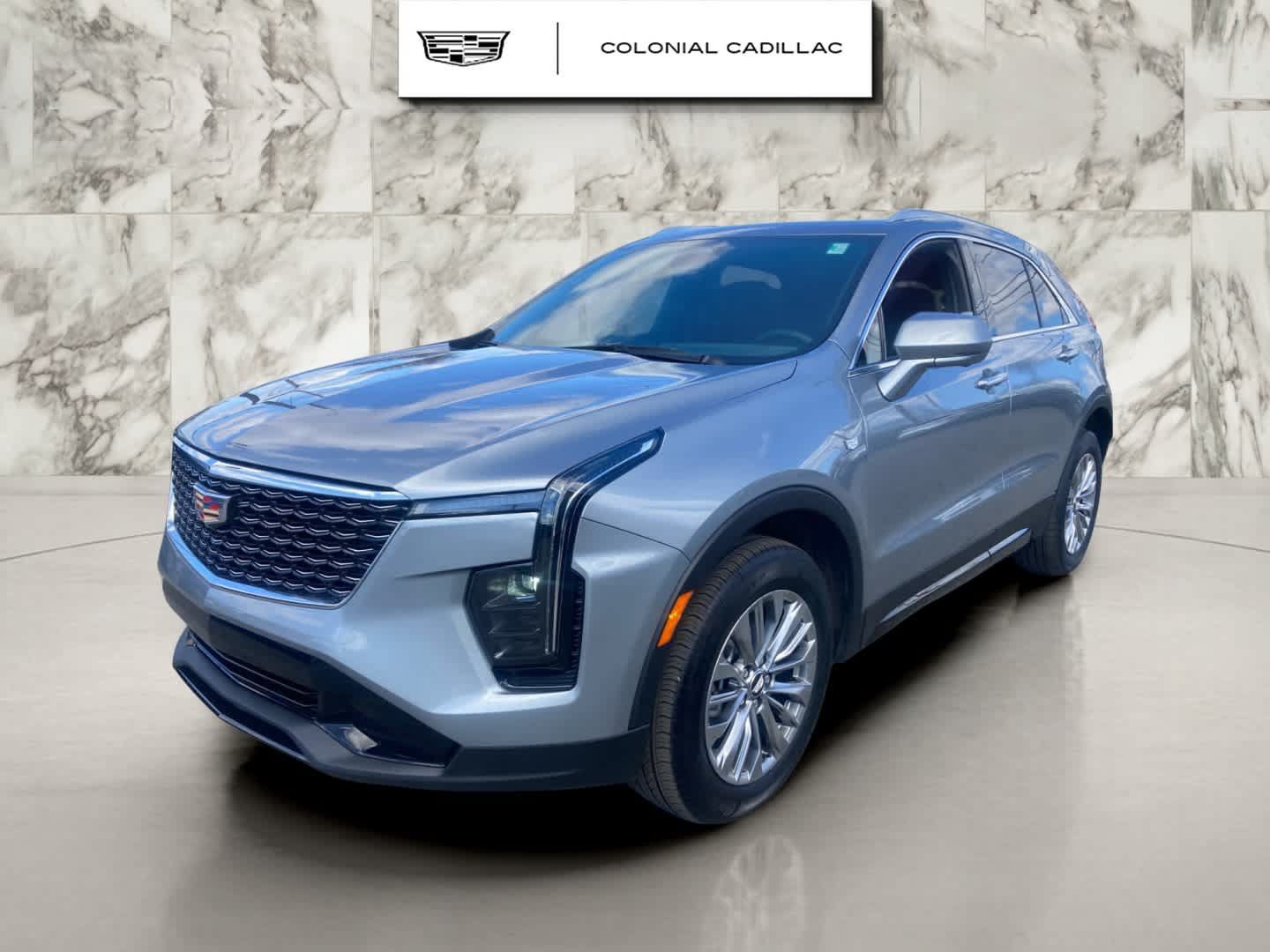 Used 2025 Cadillac XT4 Premium Luxury AWD/4WD image 1