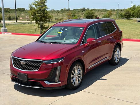 Used 2020 Cadillac XT6 Premium Luxury FWD image 11