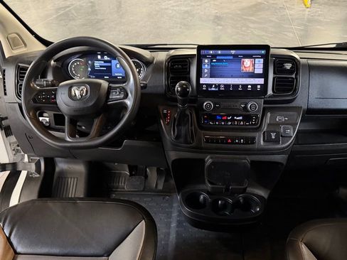 Used 2023 RAM ProMaster 2500 w/ Driver Convenience Group image 15