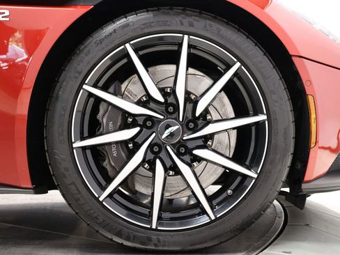 Used 2018 Aston Martin DB11 V12 RWD image 88