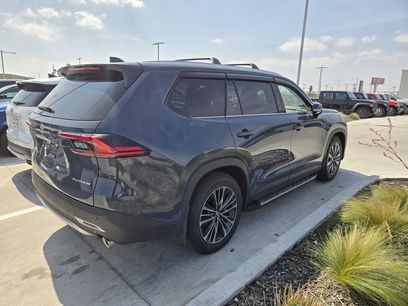 Used 2025 Toyota Grand Highlander AWD Hybrid