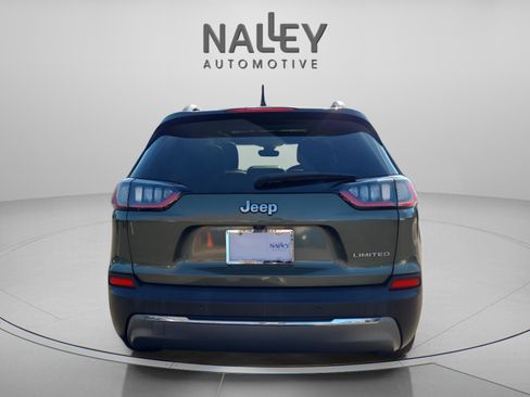 Used 2019 Jeep Cherokee Limited w/ Luxury Group image 4