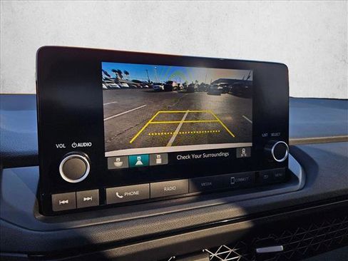 Used 2025 Honda Accord SE image 13