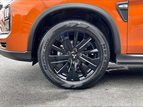 Used 2024 Mitsubishi Outlander Sport LE AWD/4WD image 9