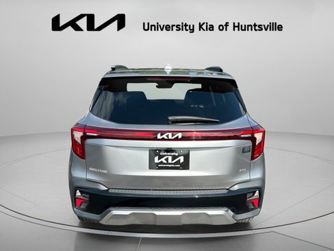 Used 2024 Kia Seltos S AWD/4WD image 7