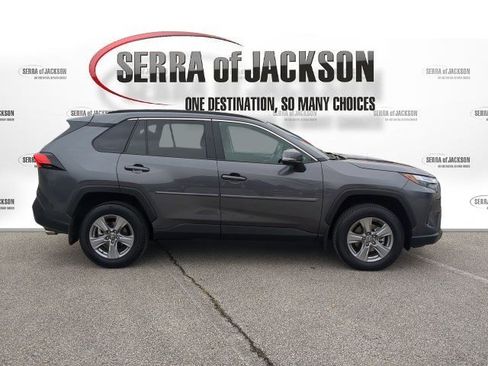 Used 2024 Toyota RAV4 XLE image 10