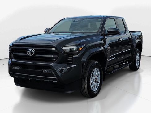 Used 2024 Toyota Tacoma SR5 RWD image 8