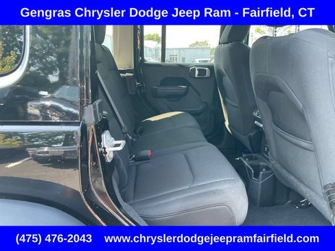Used 2023 Jeep Wrangler Unlimited Sport AWD/4WD image 25