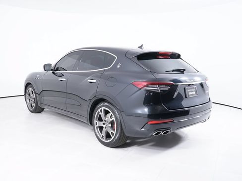 Used 2023 Maserati Levante GT AWD/4WD image 3