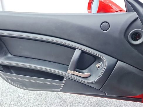 Used 2014 Ferrari California image 16