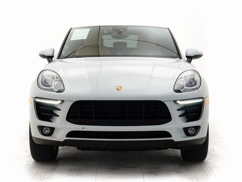Used 2017 Porsche Macan image 30