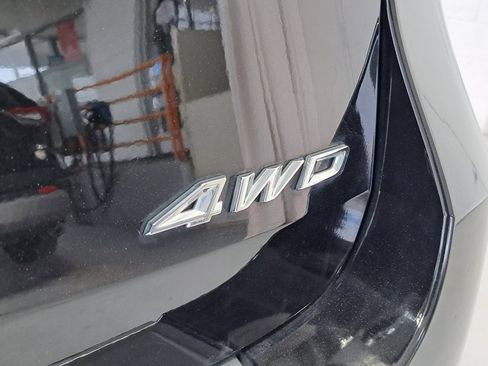 Used 2022 Ford Explorer Limited image 36