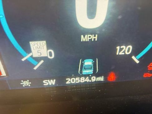 Used 2023 Ford F150 Lariat w/ Equipment Group 502A High image 7