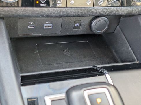 Used 2024 Mitsubishi Outlander SE image 27