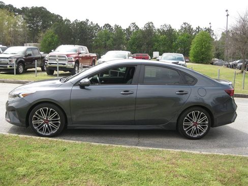 Used 2022 Kia Forte GT image 4