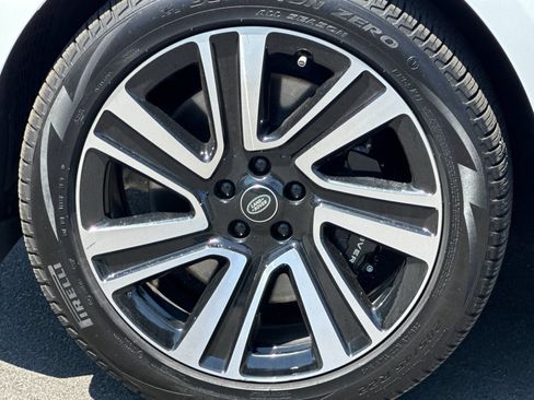Used 2023 Land Rover Range Rover SE AWD/4WD image 31