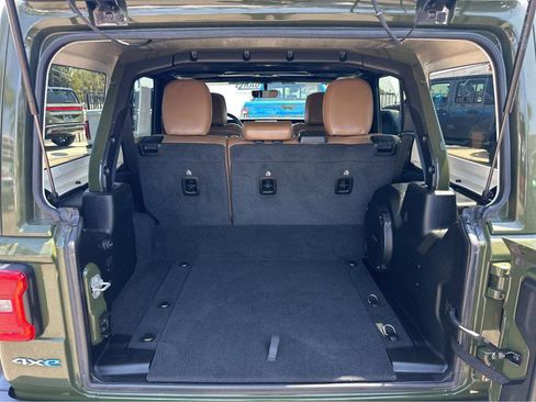 Used 2021 Jeep Wrangler Unlimited Sahara w/ Cold Weather Group image 41