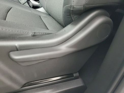 New 2026 Chevrolet Silverado 2500 Custom w/ Z71 Off-Road Package image 28