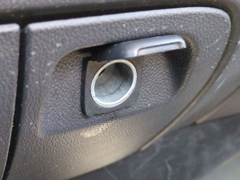 Used 2015 GMC Sierra 1500 2WD Regular Cab image 27