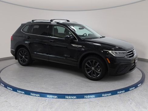 Used 2022 Volkswagen Tiguan SE AWD/4WD image 4