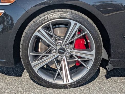 Used 2024 Genesis G70 3.3T Advanced image 10