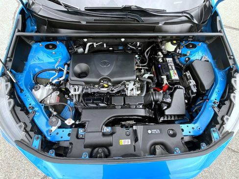Used 2019 Toyota RAV4 LE w/ Carpet Mat Package AWD/4WD image 25