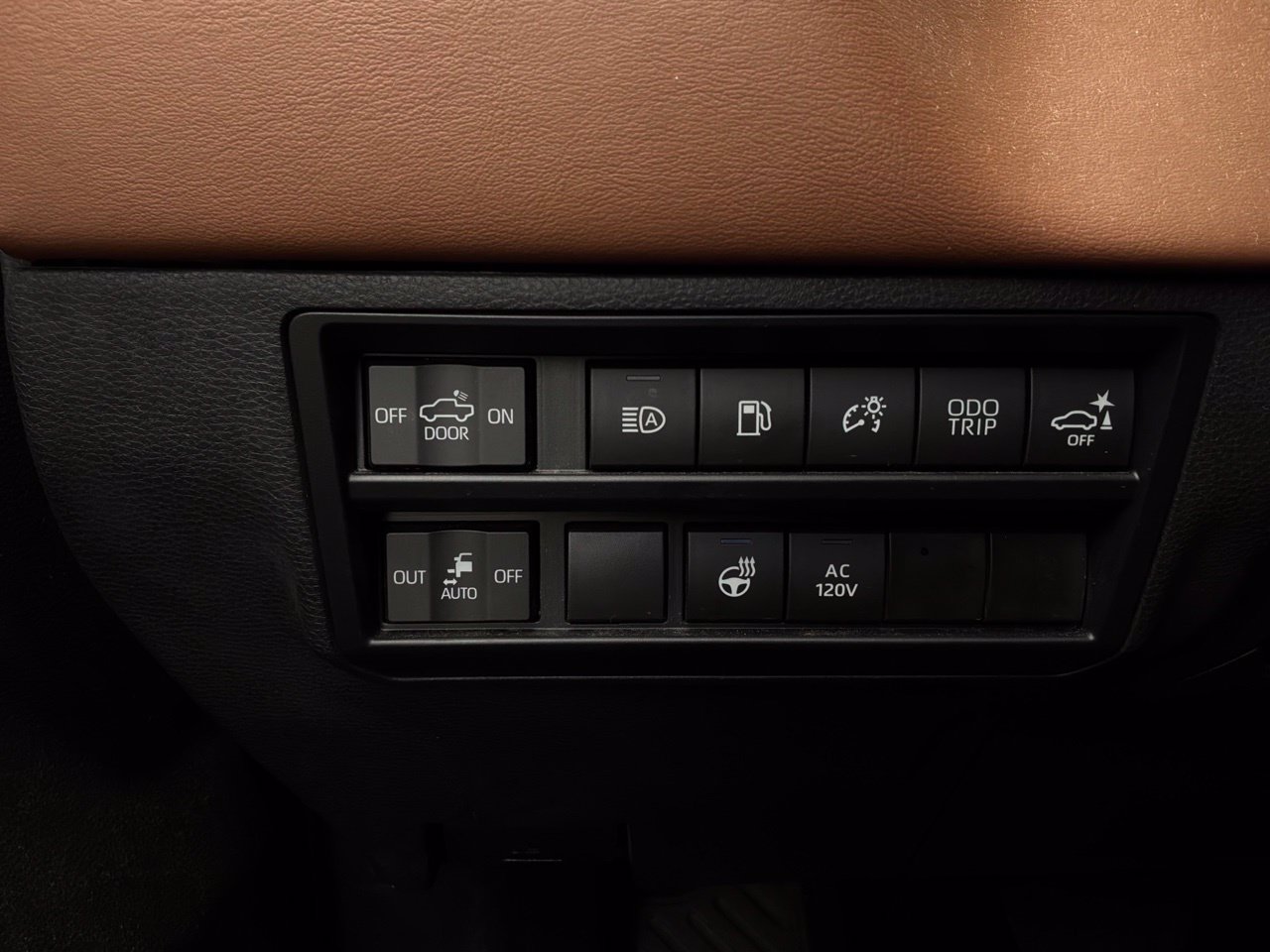 Used 2023 Toyota Tundra 1794 Edition AWD/4WD image 35