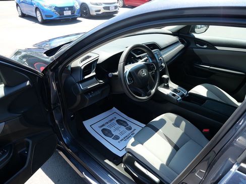 Used 2020 Honda Civic LX image 9