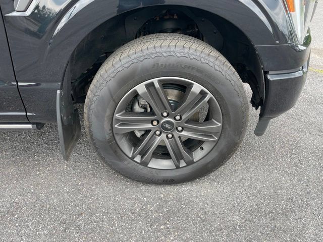 Used 2021 Ford F150 Lariat w/ Equipment Group 502A High AWD/4WD image 9