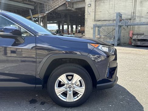 Used 2020 Toyota RAV4 XLE w/ Convenience Package AWD/4WD image 24