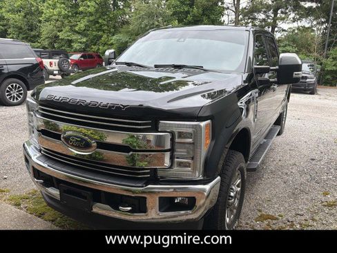 Used 2017 Ford F250 Lariat w/ Lariat Ultimate Package AWD/4WD image 3