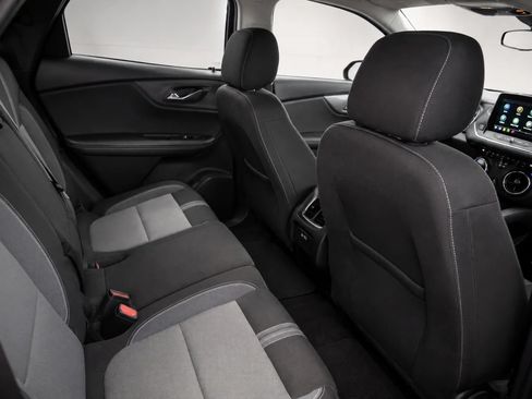 Used 2023 Chevrolet Blazer LT AWD/4WD image 5