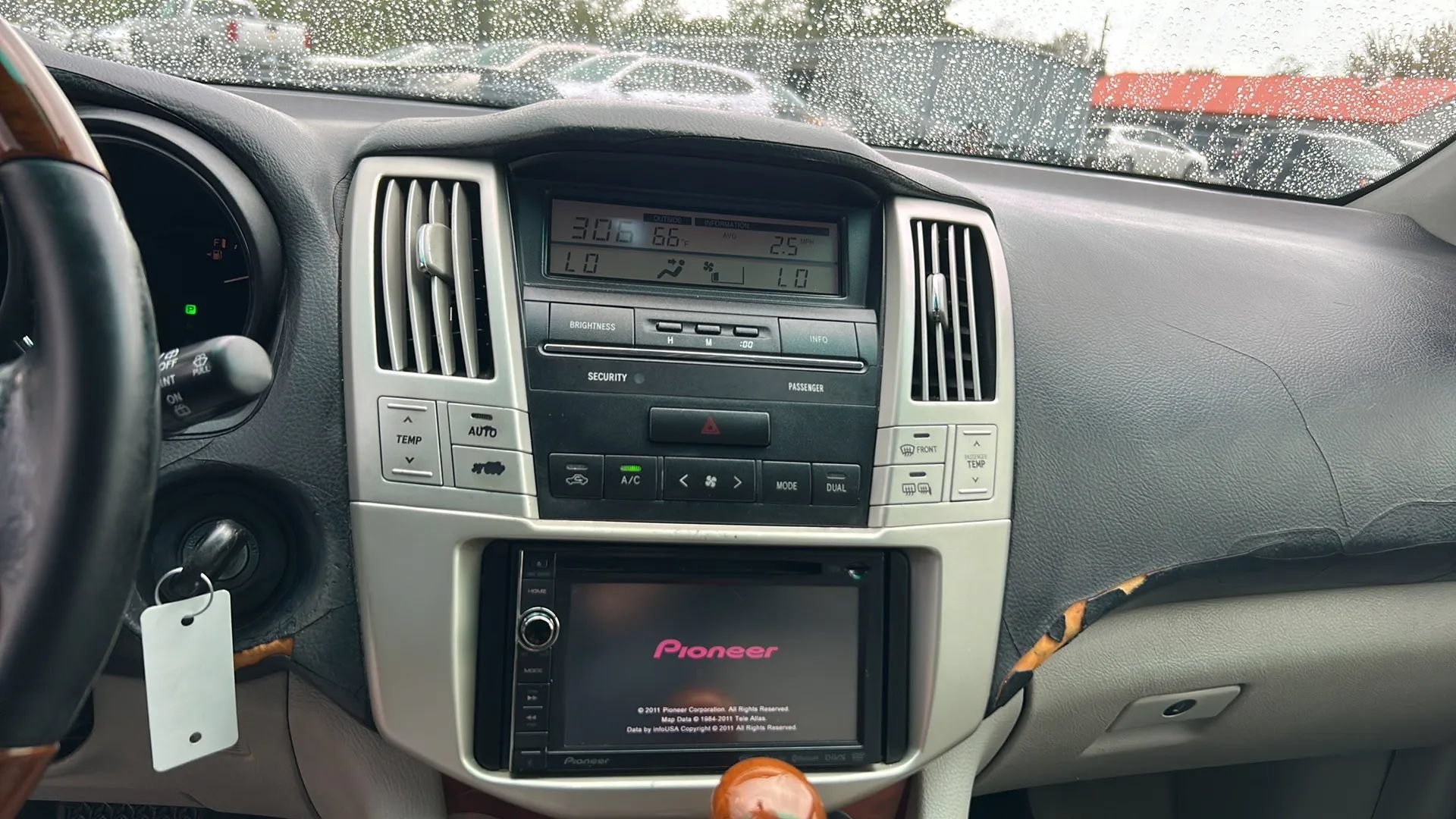 Used 2004 Lexus RX 330 AWD image 31