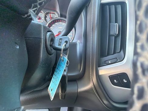 Used 2018 GMC Sierra 1500 SLE AWD/4WD image 31
